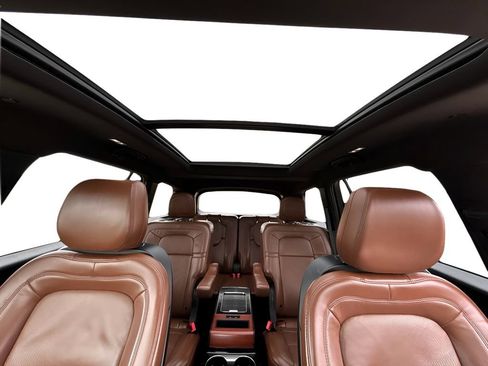 Used 2020 Lincoln Aviator Reserve w/ Equipment Group 201A AWD/4WD image 25