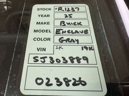 Used 2025 Buick Enclave Sport Touring image 28
