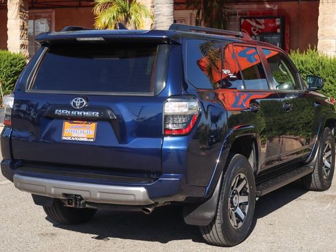Used 2023 Toyota 4Runner TRD Off-Road image 9