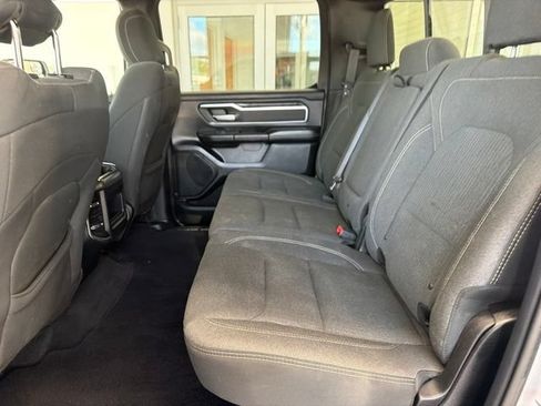 Used 2019 RAM 1500 Big Horn AWD/4WD image 11