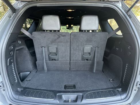 Used 2022 Dodge Durango GT image 19