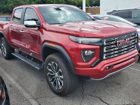Used 2026 GMC Canyon Denali AWD/4WD image 2