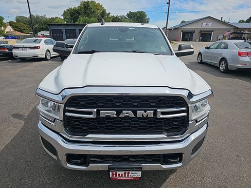 Used 2022 RAM 2500 Tradesman w/ Chrome Appearance Group RWD image 8