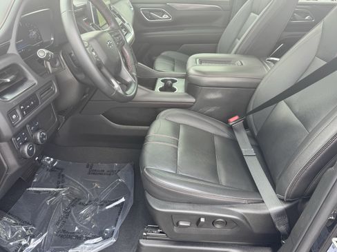 Used 2024 Chevrolet Suburban RST AWD/4WD image 9
