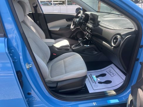 Used 2022 Hyundai Kona SEL w/ Cargo Package FWD image 11