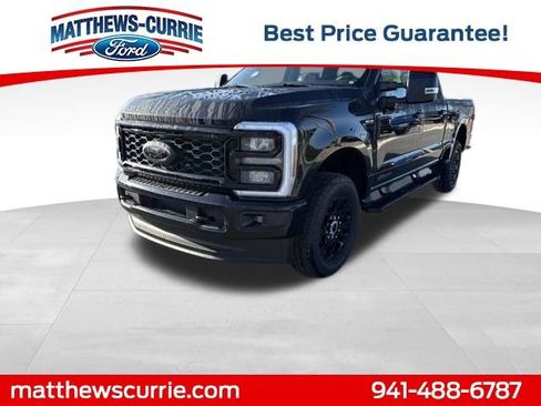 New 2026 Ford F250 Lariat w/ Black Appearance Package AWD/4WD image 7