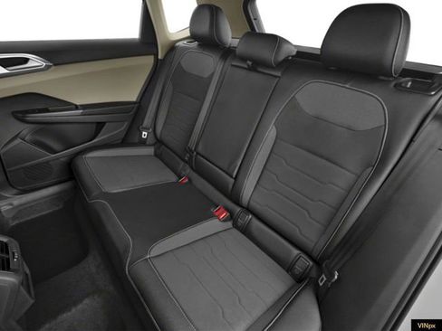 New 2025 Volkswagen Taos SE w/ Panoramic Sunroof Package image 12