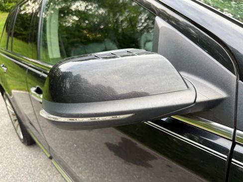 Used 2014 Lincoln MKX Sport Utility 4D w/ Equipment Group 102A image 8