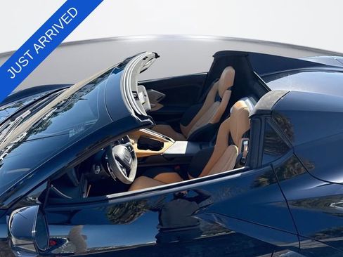 Used 2023 Chevrolet Corvette Stingray Premium Conv w/ Z51 Performance Package RWD image 22