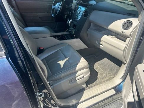 Used 2011 Honda Pilot Touring image 17
