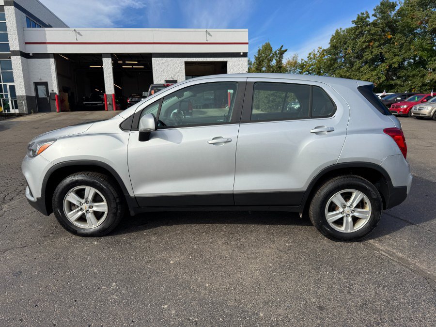 Used 2017 Chevrolet Trax LS AWD/4WD image 2