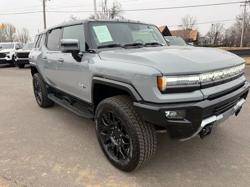 Used 2024 GMC Hummer EV 2X image 7