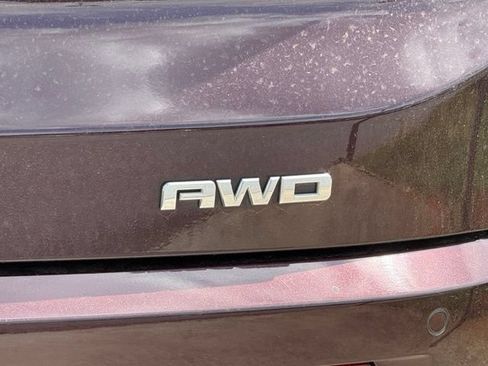 Used 2017 GMC Acadia Denali w/ Technology Package AWD/4WD image 10