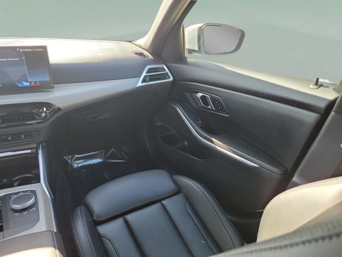 Used 2025 BMW 330i Sedan RWD image 12
