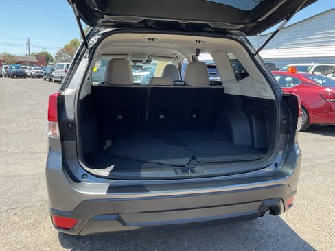 Used 2023 Subaru Forester AWD/4WD image 25