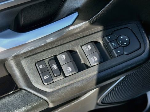 Used 2025 RAM 1500 Big Horn RWD image 21
