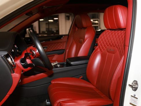 Used 2021 Bentley Bentayga Speed image 11