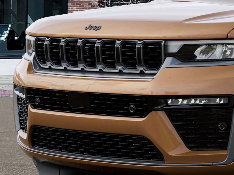 New 2027 Jeep Grand Cherokee Summit AWD/4WD image 11