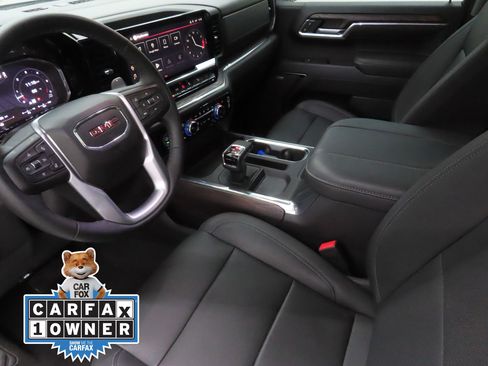 Used 2023 GMC Sierra 1500 SLT image 19