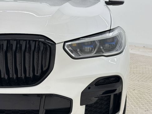 Used 2022 BMW X5 M50i w/ Executive Package AWD/4WD image 11
