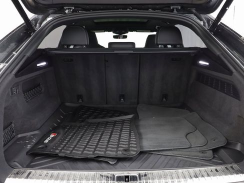 Used 2022 Audi SQ8 Prestige w/ Prestige Package image 18