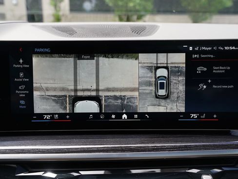 Used 2026 BMW X5 M60i AWD/4WD image 30