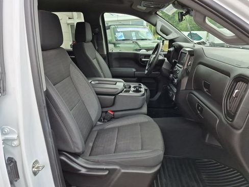 Used 2025 Chevrolet Silverado 1500 Custom Trail Boss AWD/4WD image 30