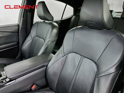 Used 2025 Toyota Camry XSE FWD image 28