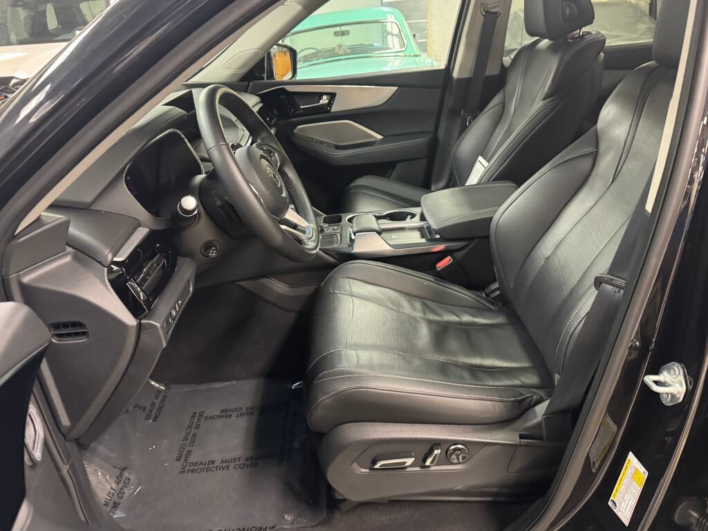 Certified 2024 Acura MDX w/ Technology Package AWD/4WD image 29