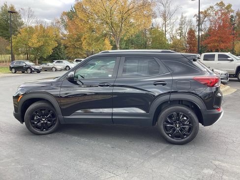 Used 2023 Chevrolet TrailBlazer LT w/ Convenience Package image 6