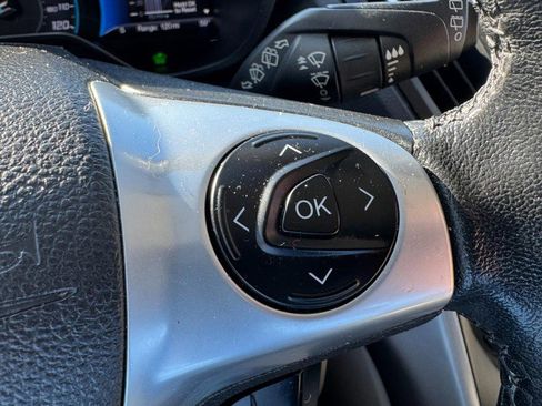 Used 2016 Ford C-MAX SE image 17