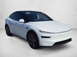 Used 2026 Tesla Model Y Long Range AWD/4WD video 3