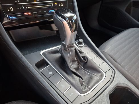 Certified 2025 Volkswagen Jetta S FWD image 14