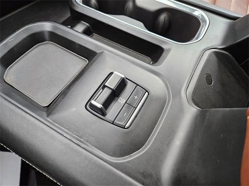 Used 2024 GMC Sierra 3500 Denali Ultimate image 29