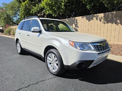 Used 2012 Subaru Forester 2.5X Premium w/ Popular Pkg 2