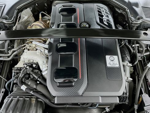 Used 2024 Mercedes-Benz C 63 AMG S image 29