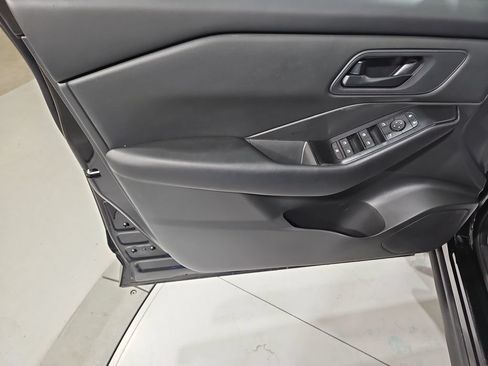 Certified 2025 Nissan Rogue S AWD/4WD image 12