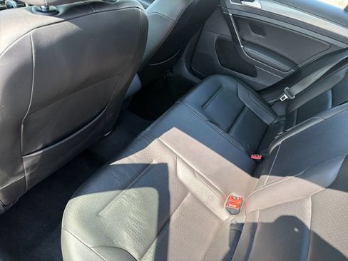 Used 2021 Volkswagen Golf 4-Door FWD image 10