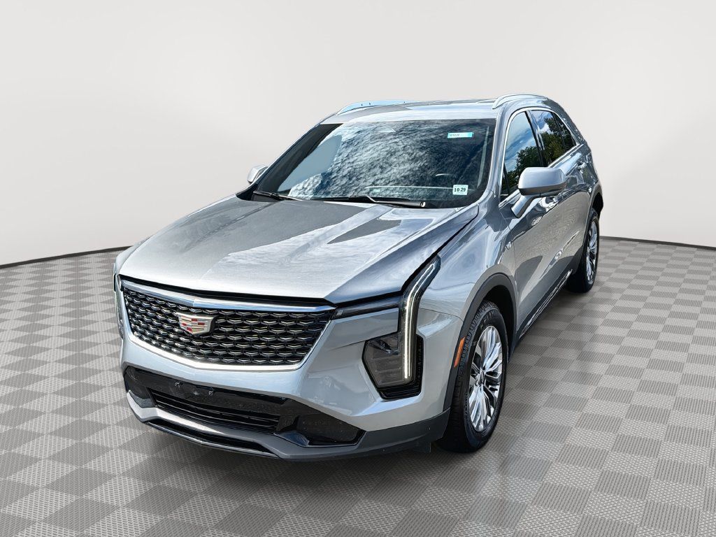 Used 2025 Cadillac XT4 Premium Luxury AWD/4WD image 1
