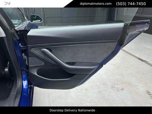 Used 2018 Tesla Model 3 Long Range image 26