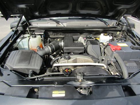 Used 2009 HUMMER H3T Adventure image 15