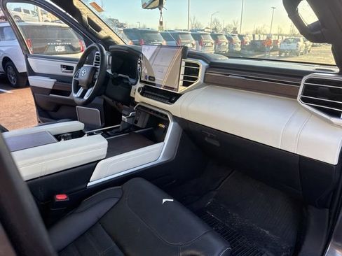 Used 2024 Toyota Sequoia Capstone image 34