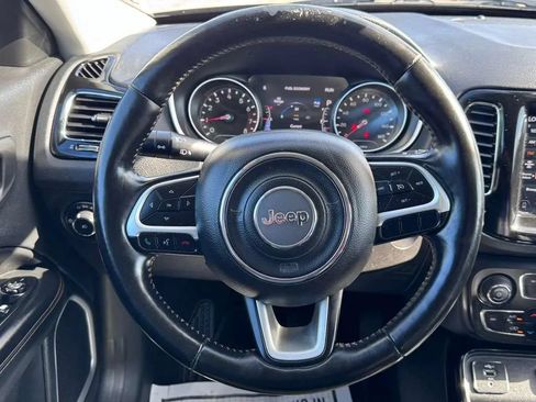 Used 2020 Jeep Compass Limited FWD image 16