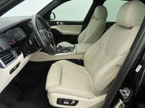 Used 2019 BMW X5 xDrive40i w/ Premium Package 2 image 19