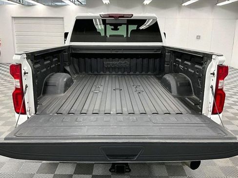 Used 2022 Chevrolet Silverado 2500 High Country image 30
