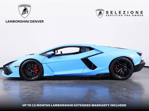 Used 2024 Lamborghini Revuelto image 2