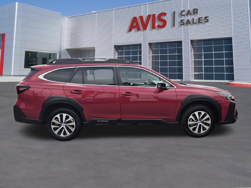 Used 2025 Subaru Outback Premium AWD/4WD image 5