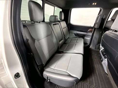 Used 2023 Ford F150 Lariat w/ Max Trailer Tow Package AWD/4WD image 27
