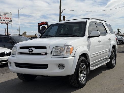 Used 2007 Toyota Sequoia SR5 image 2