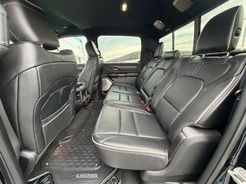 Used 2020 RAM 1500 Limited w/ Black Appearance Package AWD/4WD image 40